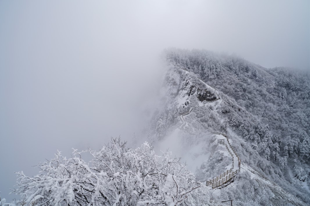 西岭雪山-阴阳界